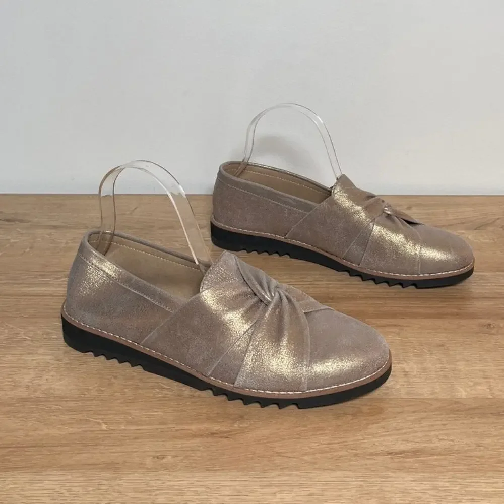 Eileen Fisher Eena Metallic Suede Twist Slip-On Loafers Platinum Sz 9.5 Comfort - Picture 3 of 6